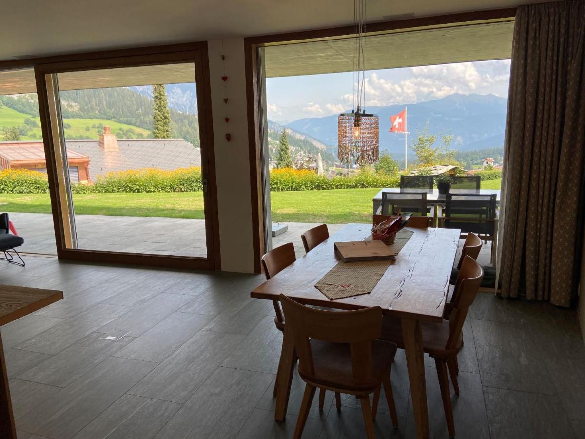 Casa Admisa, Spektakulaere Aussicht, Ski In And Out, Hochwertige Einrichtung, Valserstein Und Eiche Flims Exterior photo